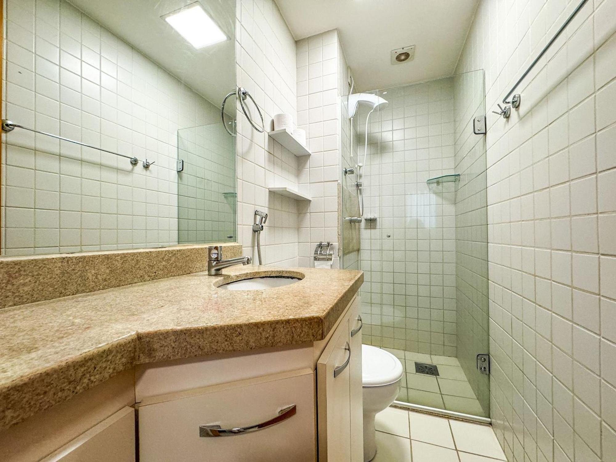 Apartamento Apto 1 Com Piscina *